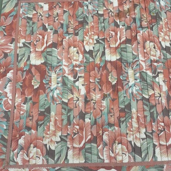 6 pc rustic farmhouse autumn placemats, bun basket, acorn candle "Thanks" bundle - Picture 10 of 12